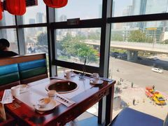 靠窗位-前门·鲜肉火锅(长风店)