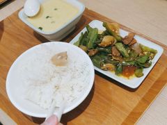 -老乡鸡(融科天地店)