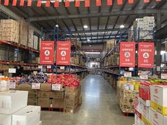 -洛哈思全球商品折扣仓(昆山路店)