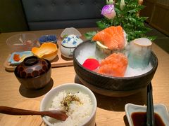 -阿吾罗·月咏精致日料(港汇恒隆广场店)