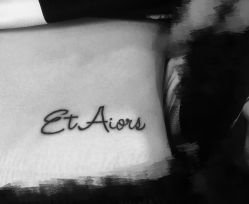 点击看大图 -刺客纹画纹身·洗纹身·穿孔饰品