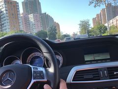 -奔驰北京极光星徽(四元桥店)