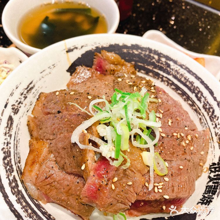 有钱没钱都要吃肉｜人均70肉肉补给方案