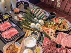 -铭牛烧肉·和牛海鲜自助(高新月牙湖店)