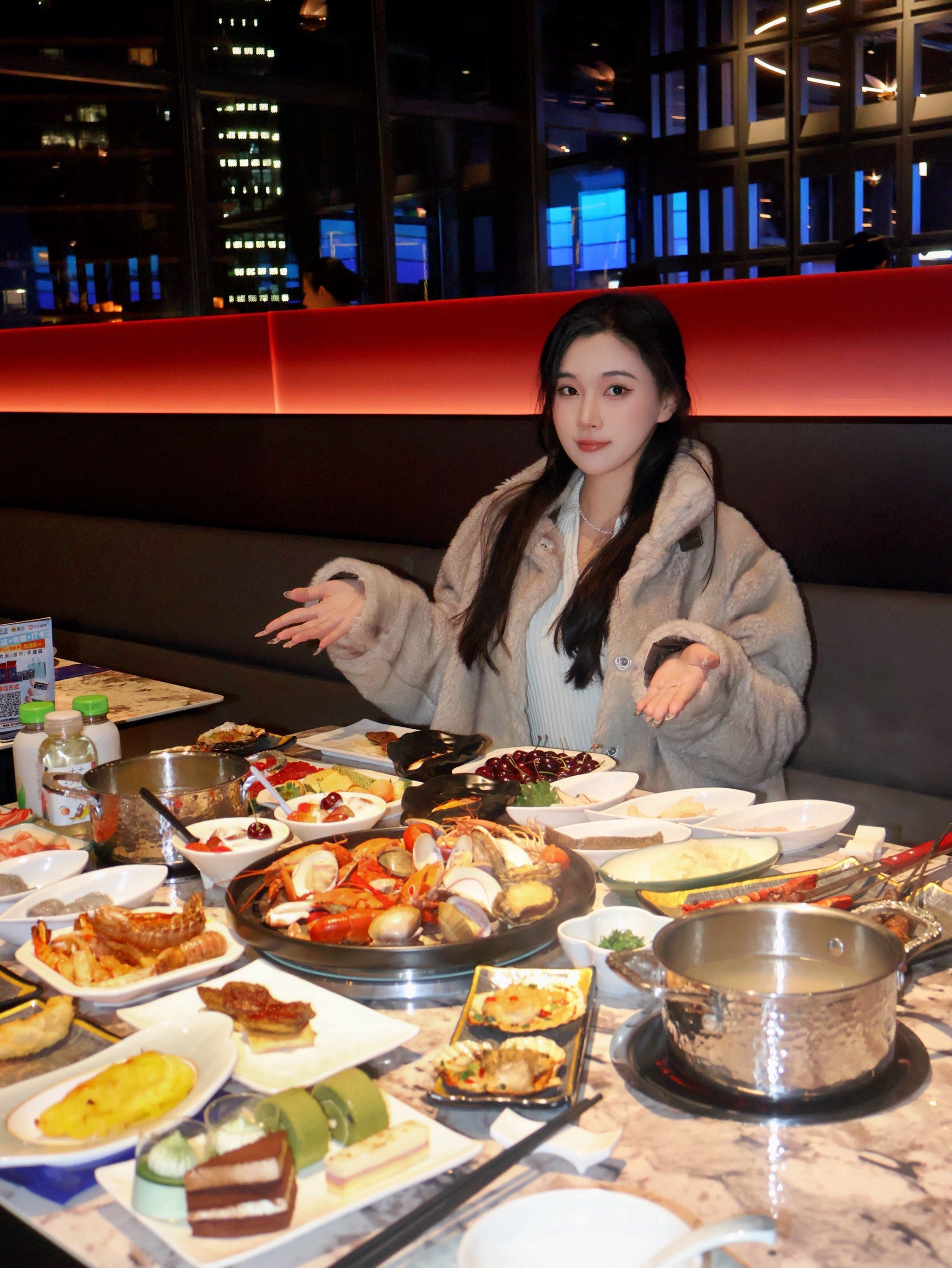 番禺新店|海鲜自助 炫完圆滚滚地出来了🦞