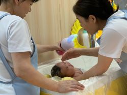 -爱玩爱游亲子母婴(旭辉广场店)