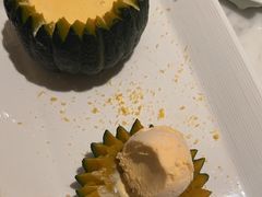 杨枝甘露配冰淇淋-青雅中餐厅(大连金石滩绿发希尔顿度假酒店)