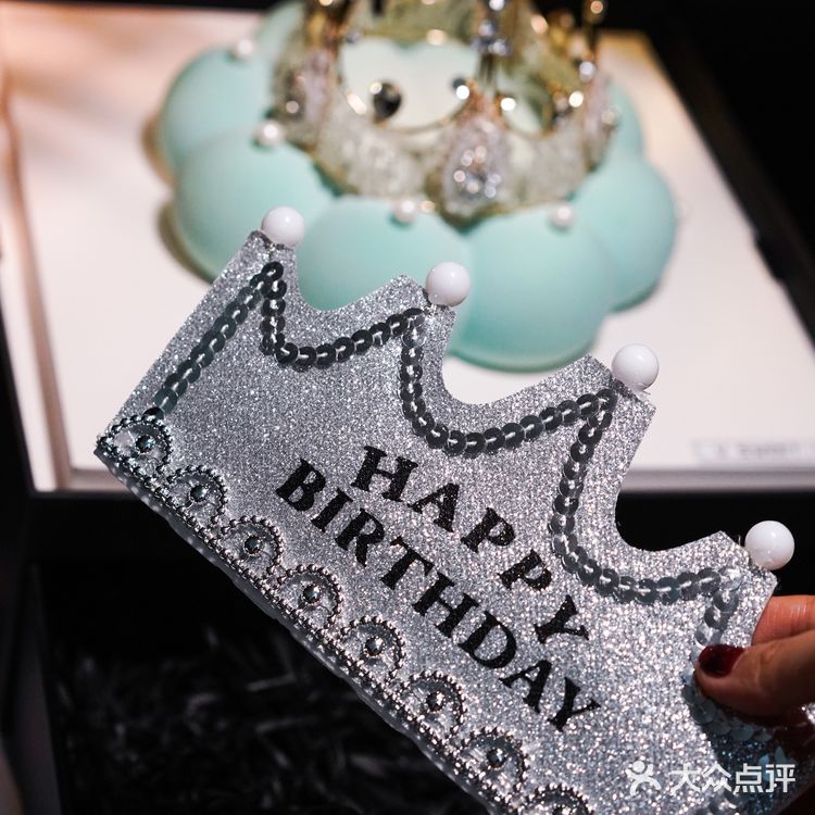 终于拔草V甜，布鲁斯女王戴冠很不错！