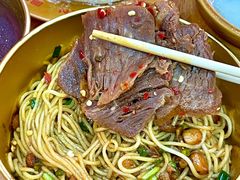 -万方圆拌粉瓦罐汤(恒茂华城店)
