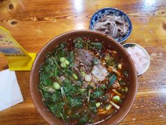 -遵义虾子卢四羊肉粉(大沽路店)