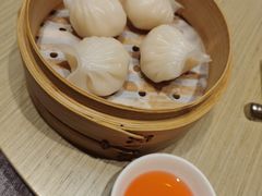 -香港百合居(LCM置汇旭辉广场店)