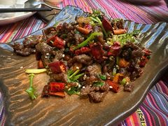 哈尼飘香牛肉-香巴拉云南餐厅(华莱坞店)