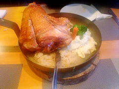 -LENBACH兰巴赫西餐啤酒坊(大连星海广场店)