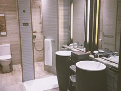 -深圳隐秀山居酒店