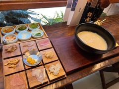 -银米·云南传统过桥米线(双廊黑金冠店)