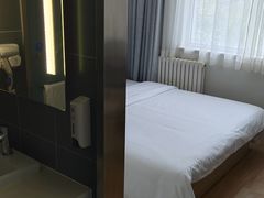-汉庭(北京鼓楼大街地铁站店)