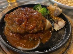 汉堡排-BISTROFIORE美伊娜(伊犁南路店)