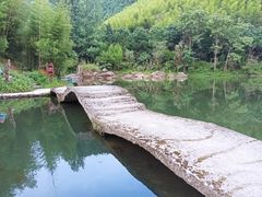 -夏霖九天银瀑风景区