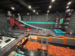 -极限PLAY运动娱乐新世界·团建派对表演休闲馆·室内高空游乐园