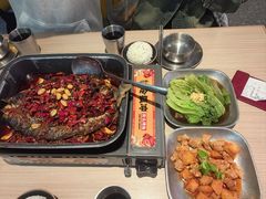 -令狐冲烤鱼·烧菜馆(达明店)