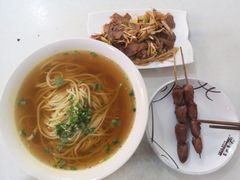 -鑫明明拉面(宁化路店)