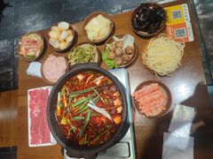 -黔有有贵州酸汤夺夺粉火锅(五味十字店)