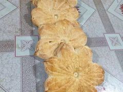 -布尔津河堤夜市