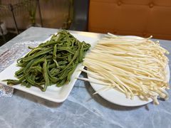 -台北吴记老锅底麻辣火锅(蓝村路店)