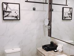 -优逸酒店(柳州窑埠古镇万象城店)