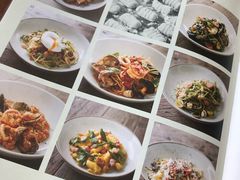 -ROAST coffee & eatery