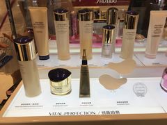 -王权免税店(普吉机场店)