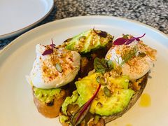 牛油果水波蛋-Cooking Man(中懋天地店)