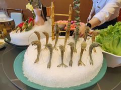 -鼎泰亨·海鲜牛肉餐厅(滨江店)