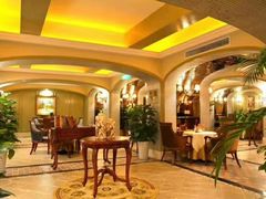 -欧洲房子(宜必思店)