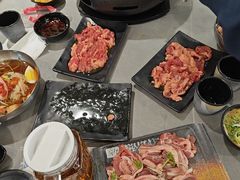 -啊美丽炭火烤肉(滑翔一店)