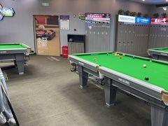 -VV桌球俱乐部(长阳大润发店)