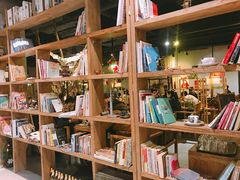 -魔方城市书房(中街益田店)