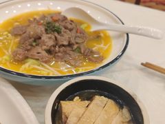 酸汤牛肉-楼外楼(西湖景区孤山路店)