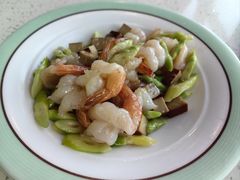 -巧克力渔家.小船海鲜胶东菜(万平口店)