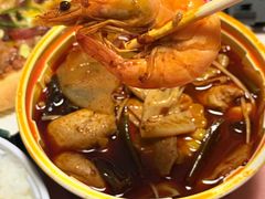 -老牌坊云南鱼豆花火锅(爱建店)