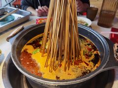 -钢管厂五区小郡肝串串香(蜀都万达店)