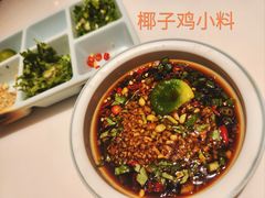 -东椰·海南椰子鸡火锅(朝阳门店)