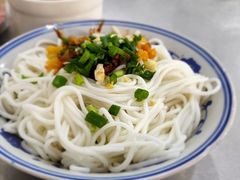 -高师傅特色米粉汤包(建设路店)