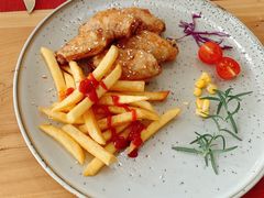 -LUCCA卢卡西班牙海鲜饭(远洋广场店)