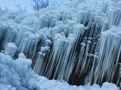 -大平台龙居瀑布旅游区