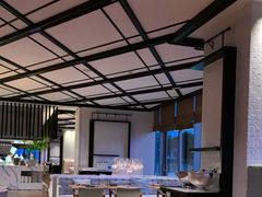 -瑰丽酒店·海吧·天际下午茶·现场DJ·天台酒吧