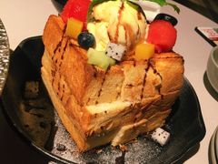 蜂蜜厚多士-小资太太(中央大街店)