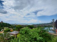 -七彩云南古滇温泉山庄