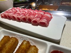 -海底捞火锅鲜切牛肉主题店(长寿路店)