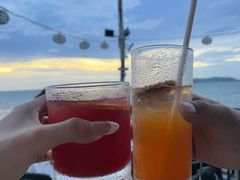 -Sunset Bar(丹绒亚路香格里拉店)
